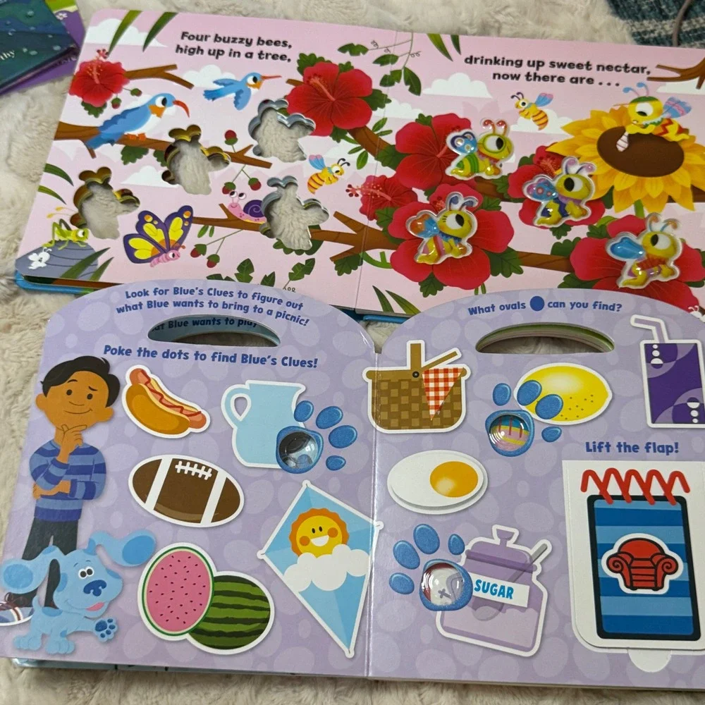 Poke a Dot Shapes with Blue‎ Board Book Interactive Sounds Nickelodeon Kids